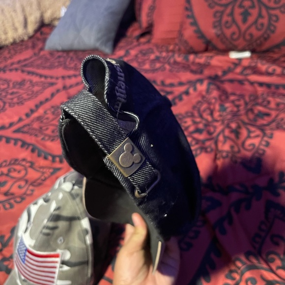 Disneyland hat - Picture 2 of 3